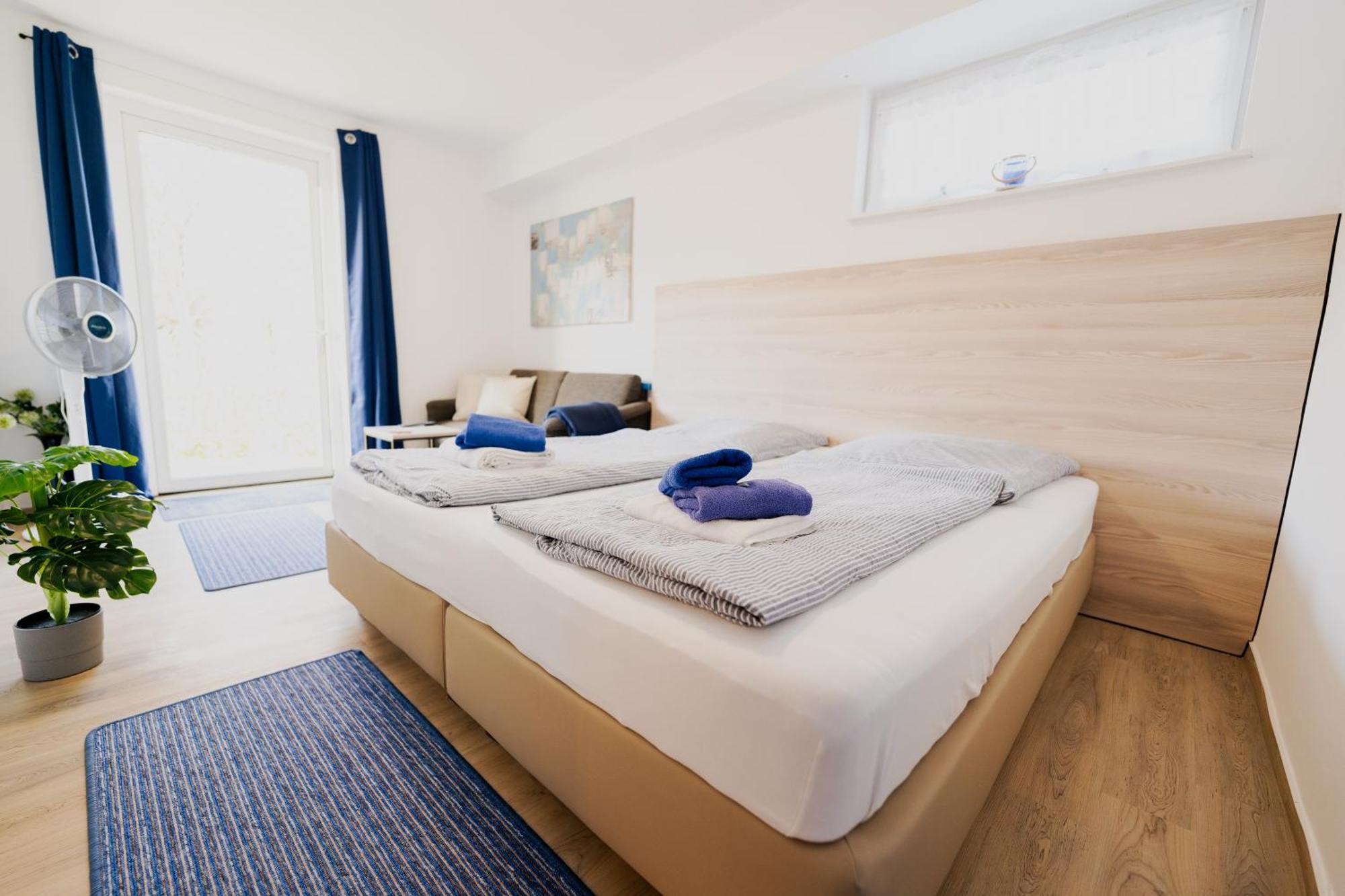 Ferienhaus Schoene Aussicht Ferienwohnung Blau Hemfurth-Edersee Buitenkant foto